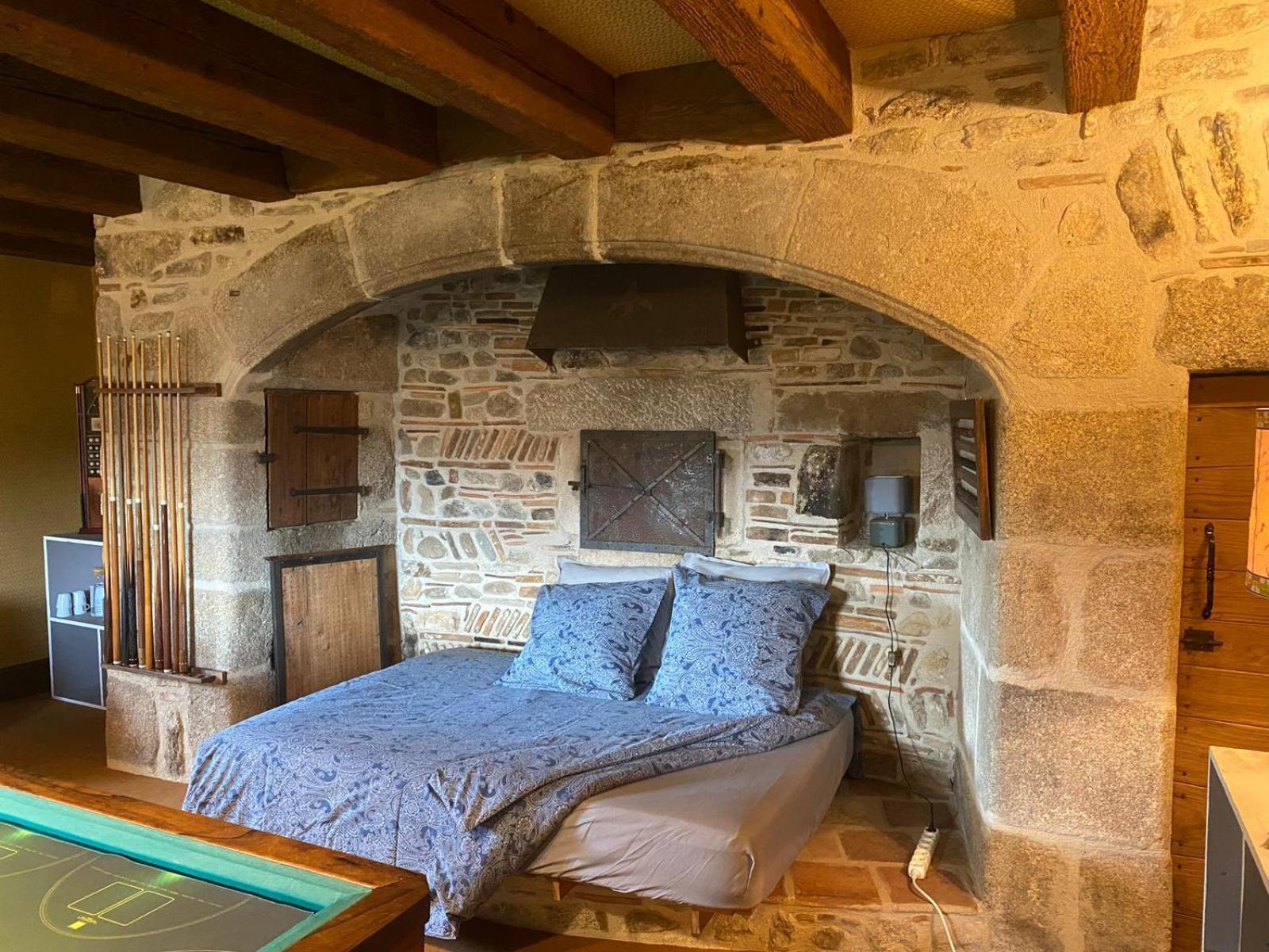 L'Oree Des Bois Courpiere Ngoại thất bức ảnh
