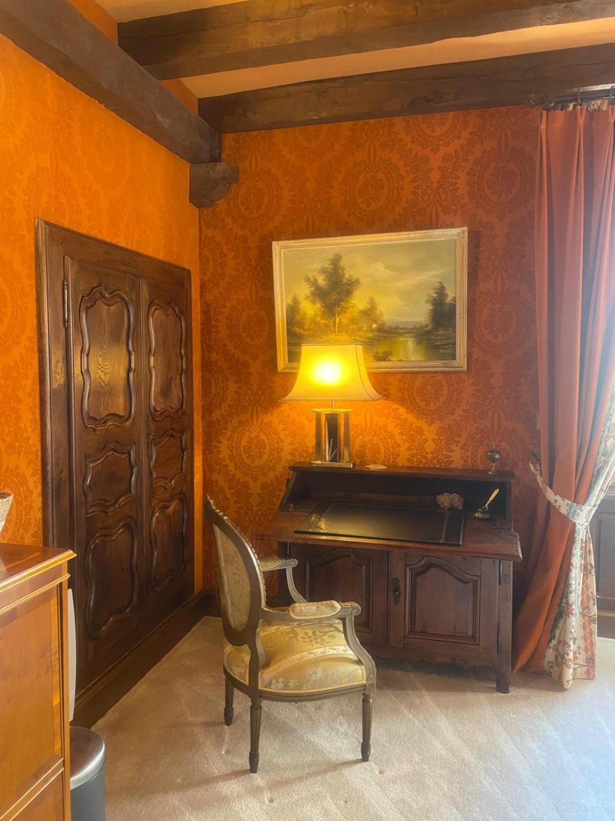 L'Oree Des Bois Courpiere Ngoại thất bức ảnh